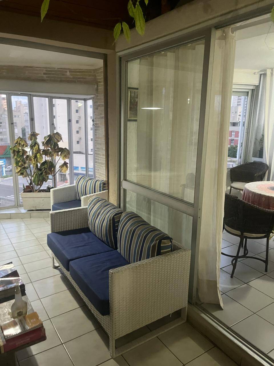 #75 - Apartamento para Venda em Guarujá - SP