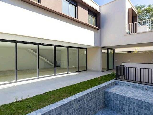 #151 - Casa para Venda em São Paulo - SP - 2
